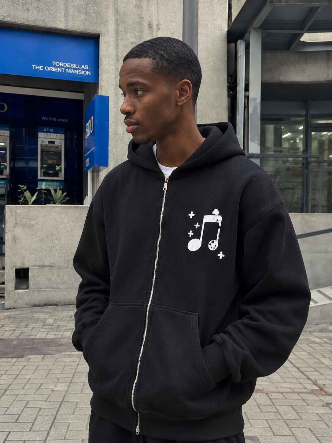 BLACK WAFFLE BOXY HOODIE